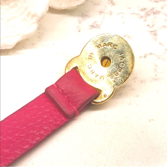 Marc by Marc Jacobs Turnlock Bracelet - Picture 3 of 6